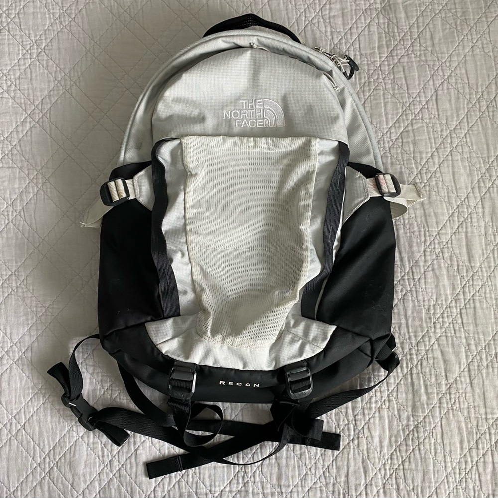 The North Face TNF Recon Backpack